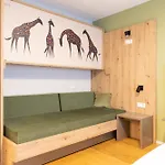 Grosse Familienwohnung Nahe Europa-park Mit Terasse & Garten