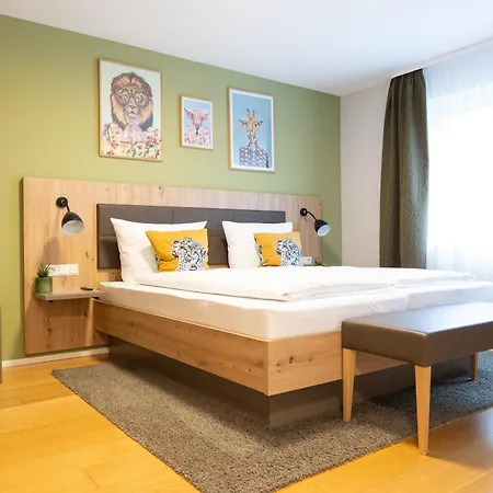 Appartementdeluxe Steiert - Near Europa Park - Rulantica - Spacious - Fully Equipped Kitchen - Private Garden - Free Parking - Pet Friendly