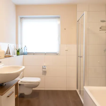 Modernes 95 Qm Nahe Rulantica Garten Parkplatz Wlan Apartment