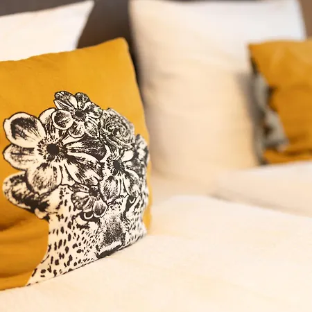 Appartementdeluxe Steiert - Near Europa Park - Rulantica - Spacious - Fully Equipped Kitchen - Private Garden - Free Parking - Pet Friendly Schwanau