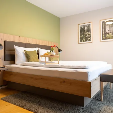 アパート Grosse Familienwohnung Nahe Europa-park Mit Terasse & Garten シュヴァナウ