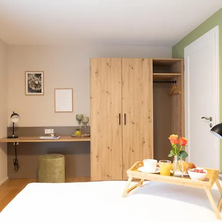 Grosse Familienwohnung Nahe Europa-park Mit Terasse & Garten アパート *